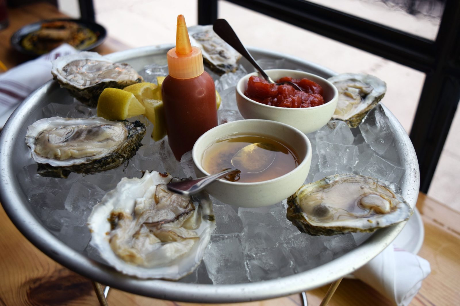 Freshly shucked oysters on ice